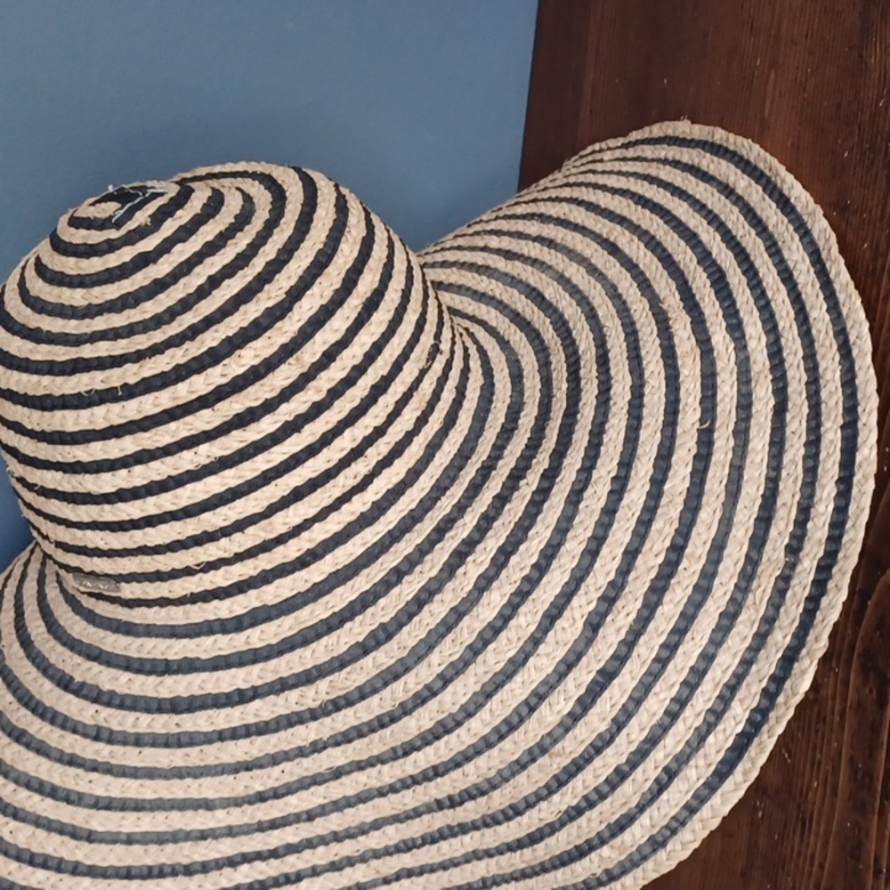 Floppy Hat - image 3